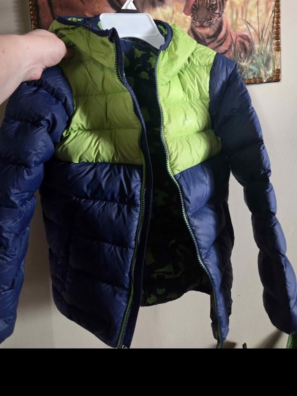 Kids Navy and Lime Puffer Jacket - Lightweight Hooded Coat.Size 5-6 Years.